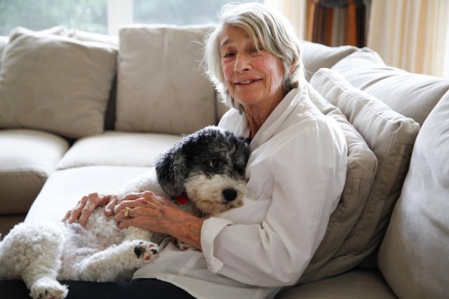 The poet Mary Oliver with Ricky. Photo via Angel Valentin for The New York Times